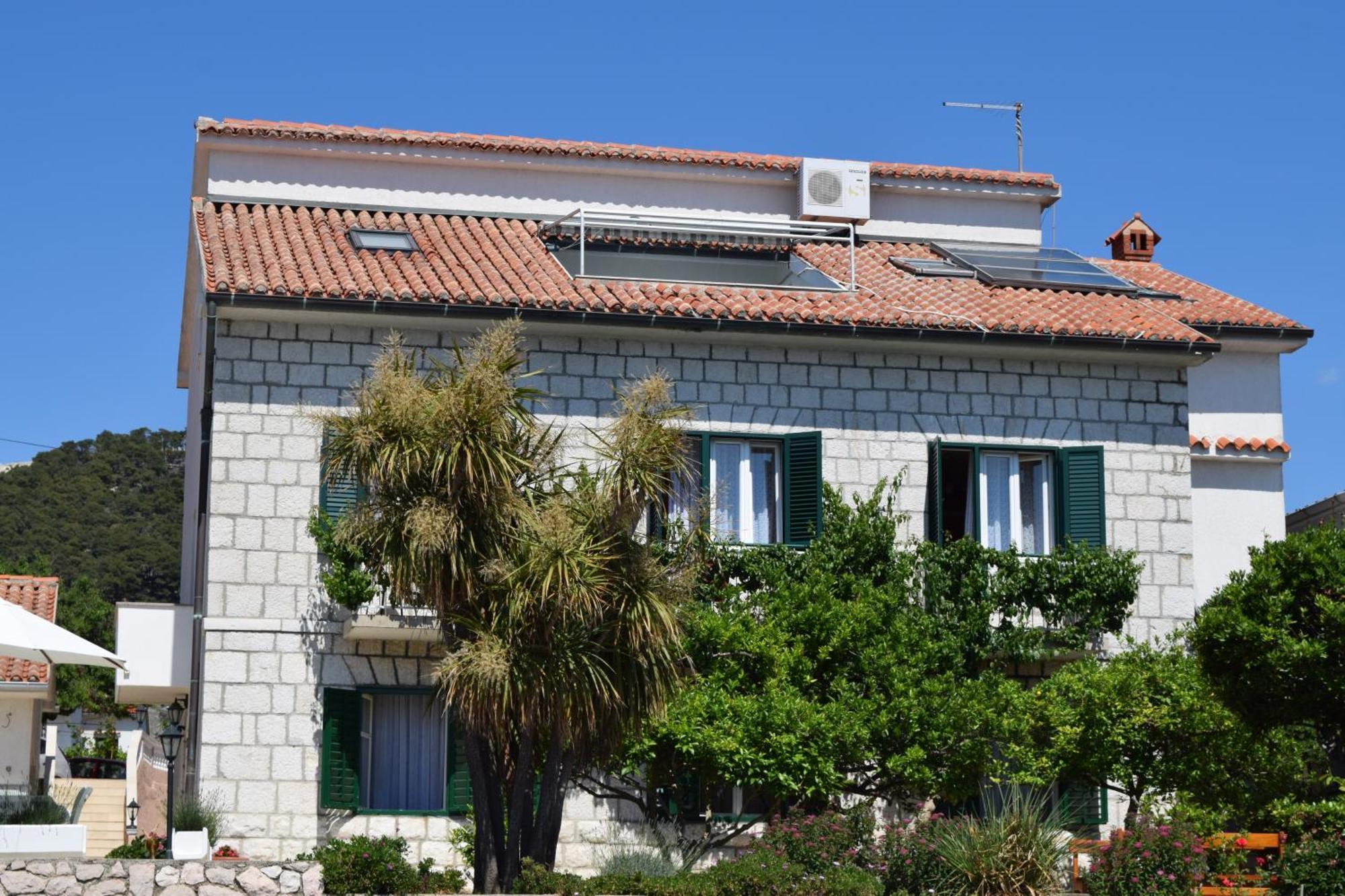 Apartments And Rooms By The Sea Barbat, Rab - 4973 Rab Town Bagian luar foto
