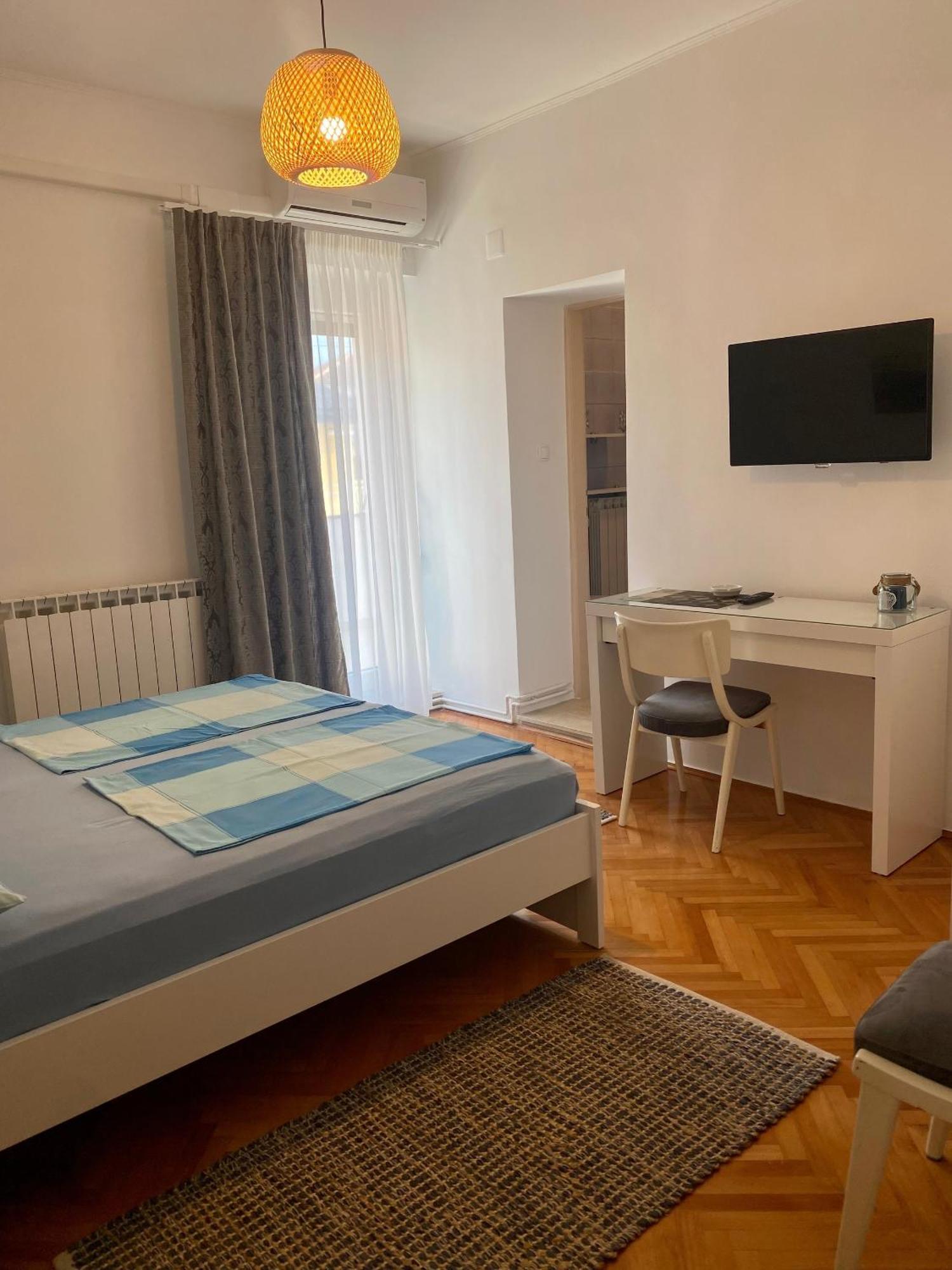 Apartments And Rooms By The Sea Barbat, Rab - 4973 Rab Town Ruang foto