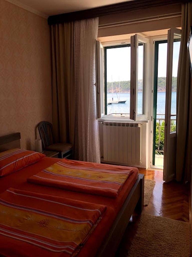 Apartments And Rooms By The Sea Barbat, Rab - 4973 Rab Town Ruang foto